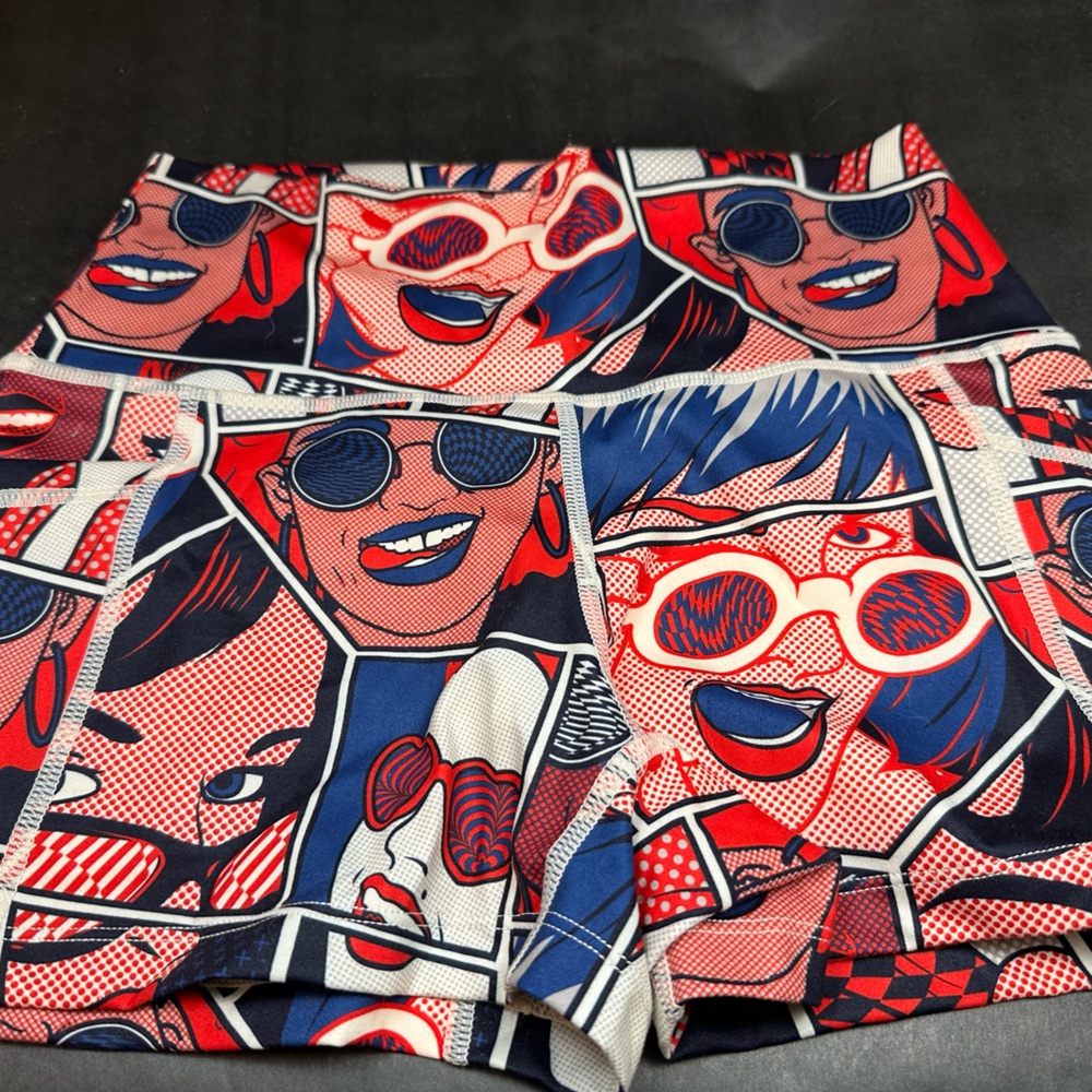 NWOT Constantly Varied Gear